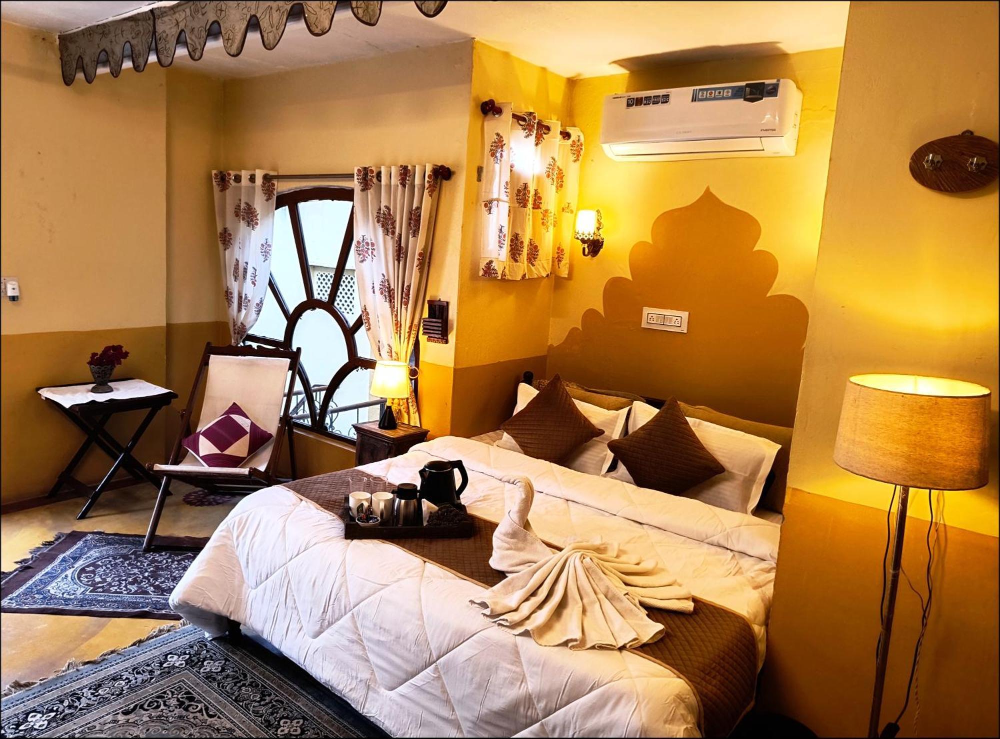 Raj Haveli- A Heritage Samode * Jaipur